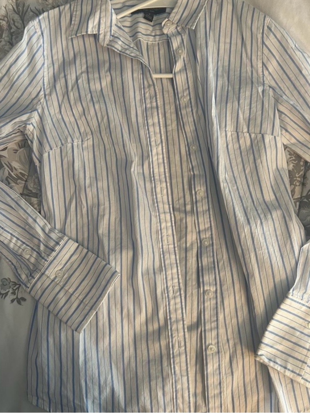 Banana Republic Blue and White Striped Riley Shirt